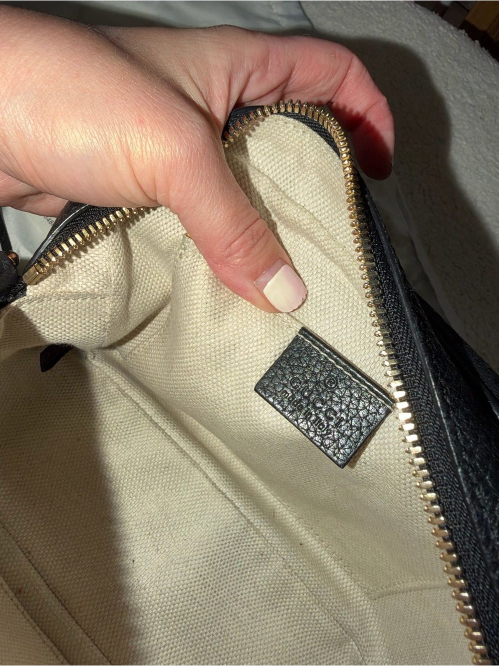 Gucci Soho Disco Black Leather Crossbody Bag - Picture 11 of 16
